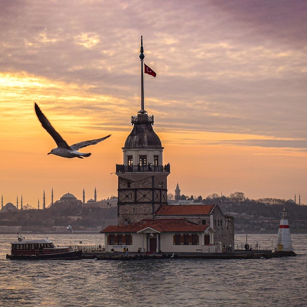 Istanbul Maidens Tower Image